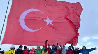 Trabzon'un en yüksek tepesindeki Türk bayrağı yenilendi
