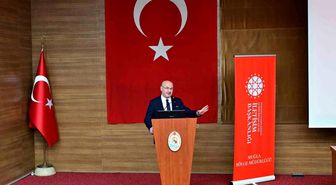 Denizlili basın mensuplarına 'Sosyal Medyada Etkili İçerik Üretimi' eğitimi verildi