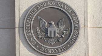 SEC'in eski icra direktörünün görevi tartışmaya açıldı
