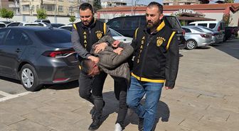 Adana'da yankesicilikle 3 kadının cep telefonunu çaldığı belirlenen zanlı tutuklandı
