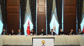 AK Parti Genel Başkan Yardımcısı Kaya, Roman vatandaşlarla bir araya geldi