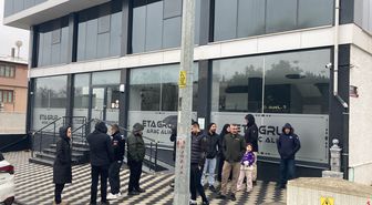 Araçlarını bıraktıkları galericinin milyonlarca lirayla yurt dışına kaçtığı iddiası