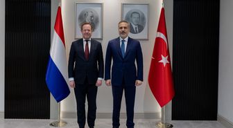 Bakan Fidan, Hollandalı mevkidaşı Van Weel ile görüştü