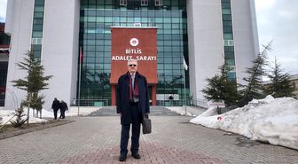Bitlisli avukat mesleğini 49 yıldır ilk günkü heyecanla sürdürüyor