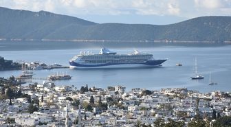 Bodrum'a 'Marella Discovery' kruvaziyeriyle 1917 turist geldi