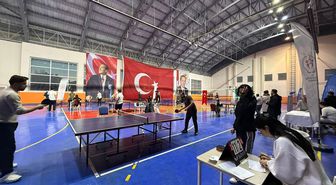Bulanık'ta masa tenisi turnuvası başladı