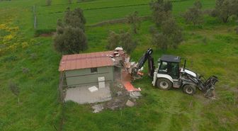 Çanakkale'de 21 kaçak yapının yıkımı gerçekleştirildi