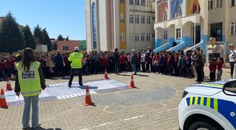 Uzunköprü'de Trafik Eğitimi Devam Ediyor