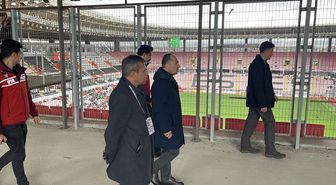 Eskişehir Emniyet Müdürü Yılmaz maç öncesi stadyumda inceleme yaptı