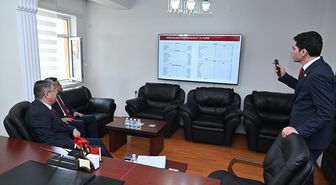 Eskişehir Valisi Erdinç Yılmaz, İnönü'de çeşitli ziyaretlerde bulundu