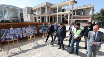 Hatay Valisi Mustafa Masatlı, Arkeoloji Müzesi'nde incelemelerde bulundu