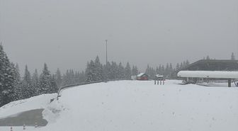 Ilgaz Dağı'nda kar yağışı etkili oluyor