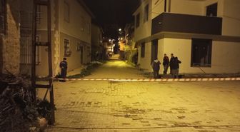 Isparta'da silahlı kundaklama şüphelisi, saatler süren ikna çabaları sonrası teslim oldu