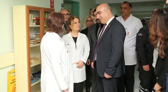 İzmir İl Sağlık Müdürü Ayhan Kul Hastanede İncelemelerde Bulundu
