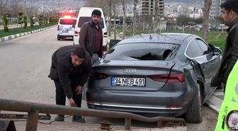 Kilis'te motosikletle otomobil çarpıştı: 1 yaralı