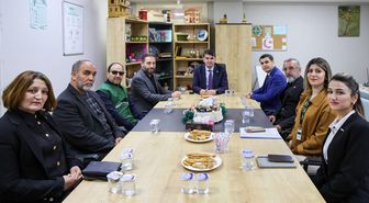 Kilis Valisi Kalaylı, Yeşilay Danışmanlık Merkezi'ni ziyaret etti