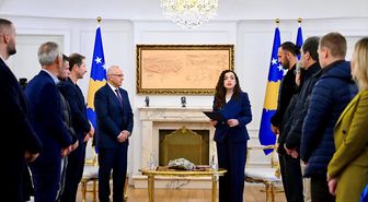 Kosova Milli Futbol Takımı'na Cumhurbaşkanlığı Liyakat Madalyası verildi