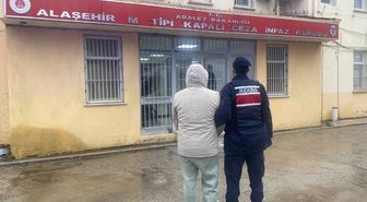 Manisa'da uyuşturucuyla yakalanan 2 şüpheli tutuklandı