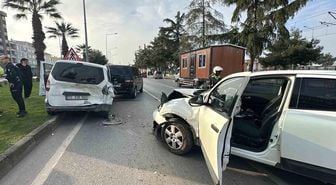 Samsun'da 4 araçlı zincirleme kaza: 3 yaralı