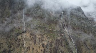 Şırnak'ta yağışlarla canlanan şelaleler dronla görüntülendi