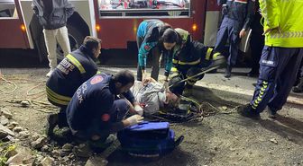 Tekirdağ'da uçurumdan deniz kenarına düşen otomobildeki 3 kişi yaralandı