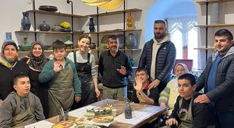 Tokat'ta otizmli çocuklar seramik çalışması yaptı