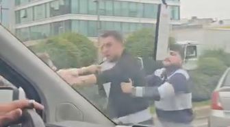 Ümraniye'de trafikte yumruklu kavga kamerada