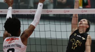 Voleybolda Kadınlar 1. Lig final etabı Alanya'da devam ediyor
