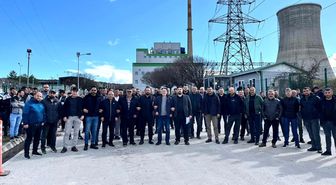 Kütahya Tunçbilek'te termik santral işçileri eylemde