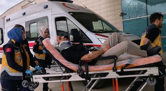 Mobilya imalathanesini basan saldırganlar 4 kişiyi sopalarla darbetti