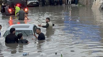 Irak'ın Erbil kentinde etkili olan yağış hayatı olumsuz etkiledi
