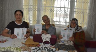 Kanserle mücadele eden serebral palsili Nevim, şiirle hayata tutundu