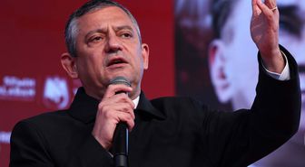 CHP Genel Başkanı Özgür Özel: 'Bu parti teslim olmayanların, kurşun bitince süngü takanların partisidir'