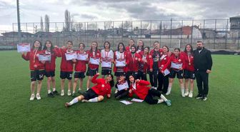 Ağrı Spor Lisesi Kız Futbol Takımı Türkiye finallerine yükseldi