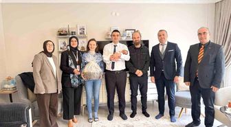 'İyilik Osmaneli'nin Kumaşında Var Projesi' kapsamında yeni doğan bebeğe destek