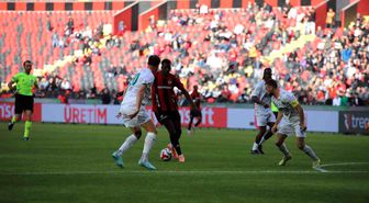 Gaziantep FK - Alanyaspor Maçında İlk 30 Dakika Eşitlik Var