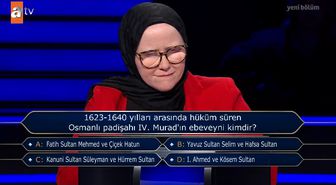 1623-1640 yılları arasında hüküm süren Osmanlı padişahı IV. Murad'ın ebeveyni kimdir?
