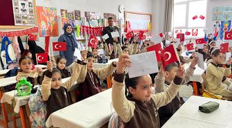Adıyaman'da öğrencilerden Mehmetçiğe anlamlı mektup