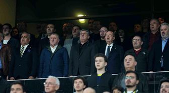 Bakan Bak, Fenerbahçe Beşiktaş derbisini takip etti