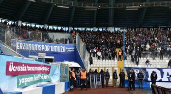 Erzurumspor tribünlerinden anlamlı mesaj: 'Ücretsiz taramanı yaptır, yaşam kaliteni artır'