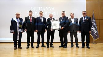 Mudanya Üniversitesi'nde yeni rektör Prof. Dr. Ahmet Kesik oldu
