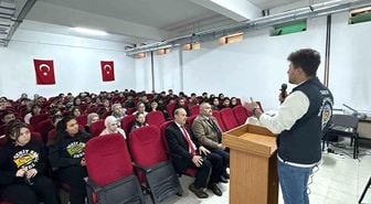 Öğretmen ve öğrencilere siber suçlarla mücadele eğitimi