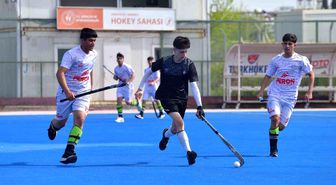 Okul sporları hokey grup müsabakaları Osmaniye'de başladı