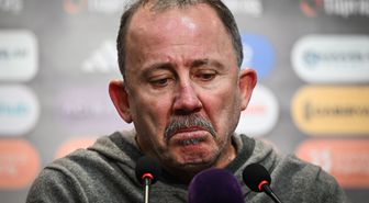 Sergen Yalçın derbi sonrası iki futbolcusunun biletini kesti