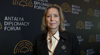 AB Özel Temsilcisi Ollongren savaş koşullarındaki çocukların herkesin sorumluluğu olduğunu belirtti