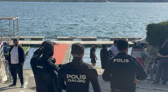 Adana'da gölde boğulma tehlikesi geçiren kişi hastaneye kaldırıldı