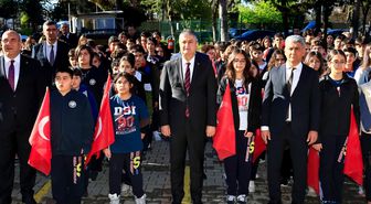 Adana Valisi Mustafa Yavuz ortaokul öğrencileriyle buluştu