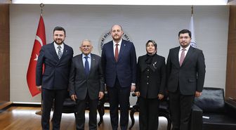 AK Parti Genel Başkan Yardımcısı Büyükgümüş, Başkan Büyükkılıç'ı ziyaret etti