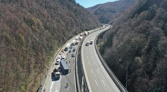 Anadolu Otoyolu'nda zincirleme trafik kazası ulaşımı aksattı