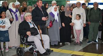 Ankara'dan ilk hac kafilesi dualarla uğurlandı